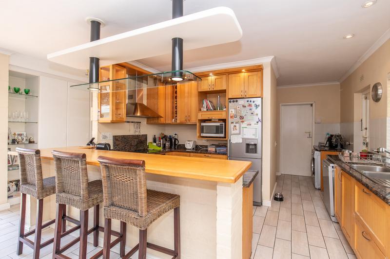 To Let 3 Bedroom Property for Rent in Constantia Western Cape